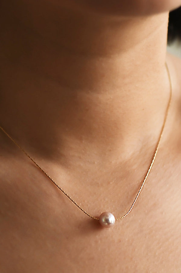 Dainty Pink Pearl Necklace