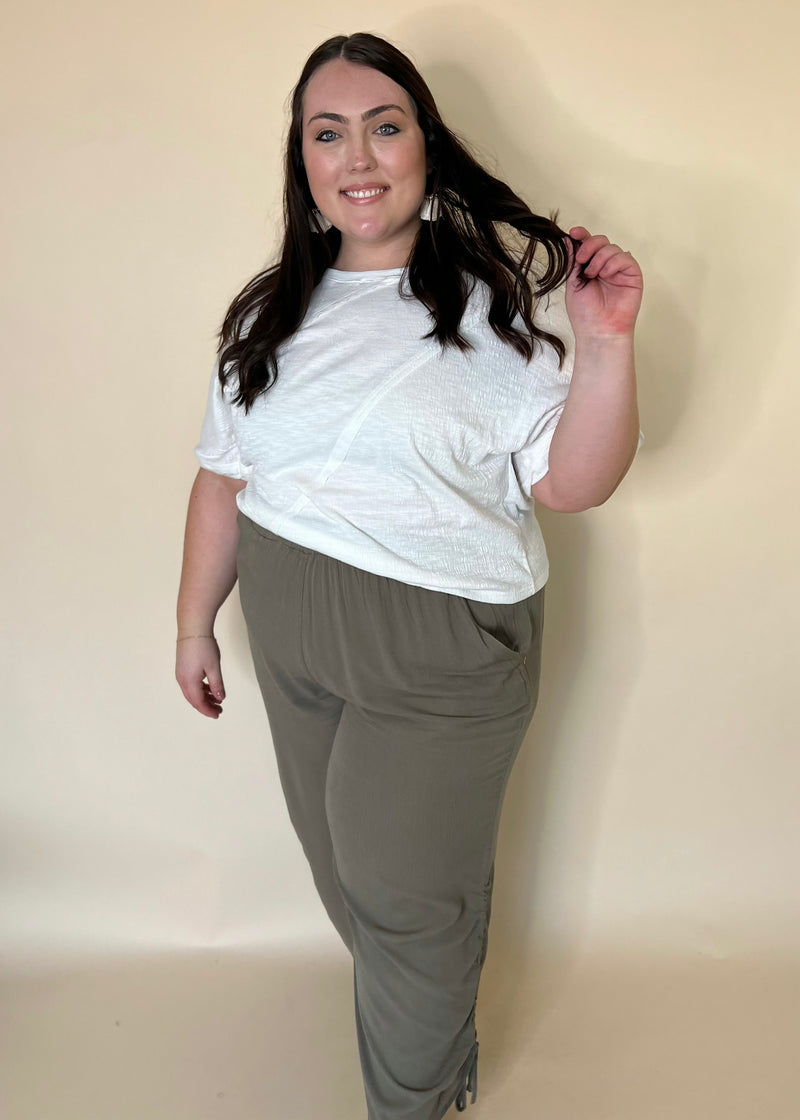 Curvy White Knit Cropped Short Sleeve Top