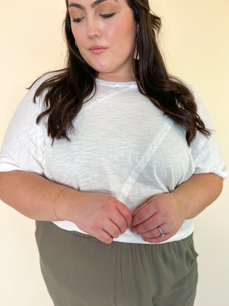 Curvy White Knit Cropped Short Sleeve Top